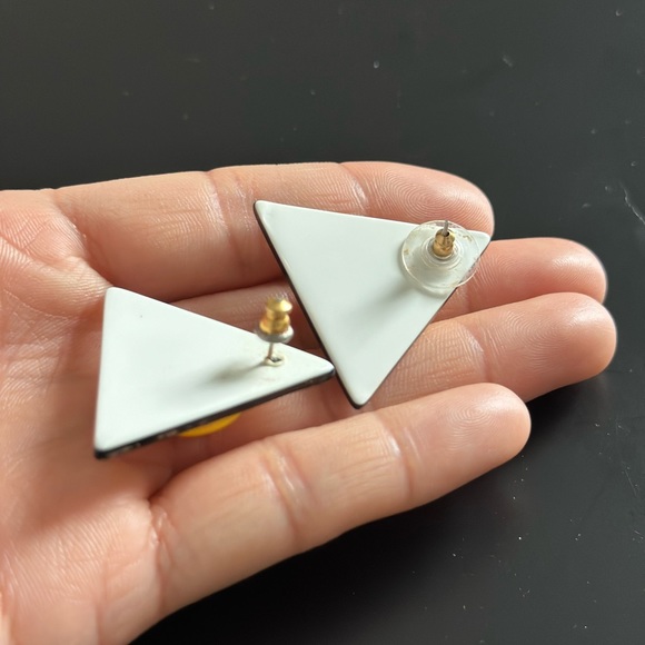 Vtg 1980s Funky Yellow Polka dot Triangle Stud Earrings - Picture 7 of 7